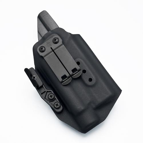 ซองพกใน KYDEX ถนัดขวา สำหรับปืน Glock 17 และ Glock 19 ติดไฟฉาย Olight PL-Pro