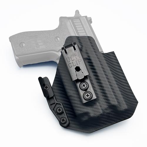Light-bearing IWB P229 holster for Olight Baldr Mini in black carbon fiber with Ulticlip XL (ซองพกใน KYDEX ลายคาร์บอนไฟเบอร์ สีดำ สำหรับ SIG Sauer P229 ติดไฟฉาย Olight Baldr Mini พร้อม Ulticlip XL และ Modwing)