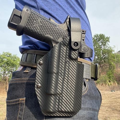 Field use of Staccato XC holster OWB Level 2 with Olight Baldr Pro R (ภาพการใช้งานจริงของซองพกนอก LV2 ใส่ Olight Baldr Pro R)